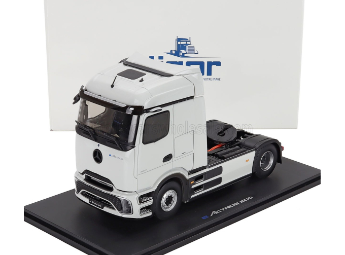 MERCEDES BENZ E-actros 600 Tractor Truck 2-assi (2025) - Exclusive Carmodel, Light Grey