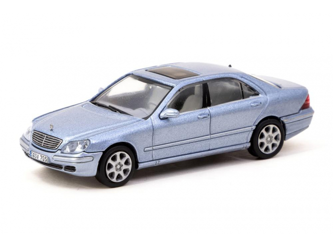 MERCEDES-BENZ S-Klasse, light blue