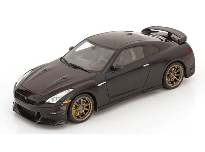 NISSAN GT-R T-Spec Takumi Edition (2024), purple-metallic