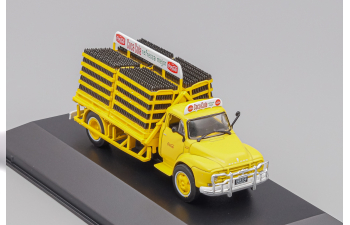 BEDFORD J6 Truck With Bottle Coca-cola 1964, yellow