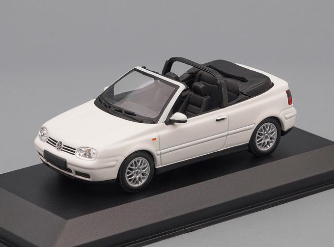 VOLKSWAGEN Golf 4 Cabriolet (1998), white