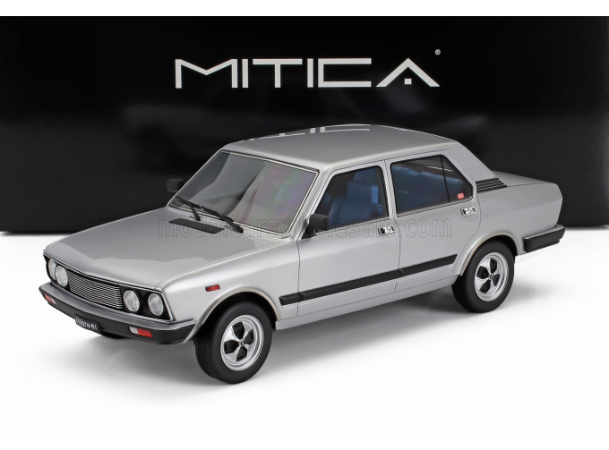 FIAT 132 2000ie (1979), silver