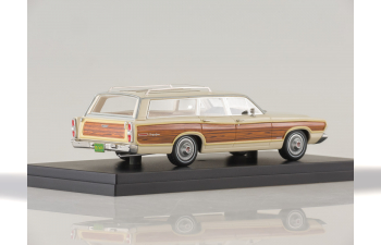 FORD LTD Country Squire (1968), light beige/wood Optics