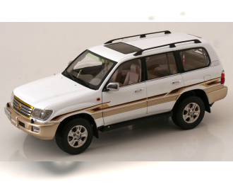 TOYOTA Land Cruiser LC100, white golden