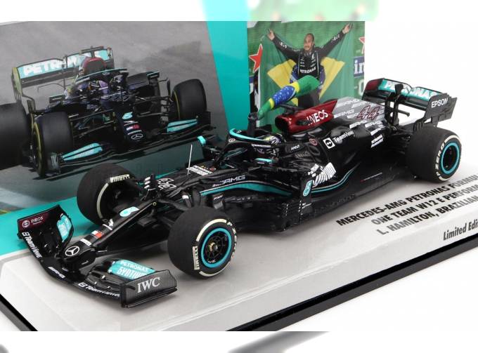 MERCEDES-BENZ GP F1 W12 Mercedes M12 Eq Power+ Team Amg Petronas Motorsport Formula One N 44 Winner Brazilian Gp (with Flag) 2021 Lewis Hamilton, Black Green