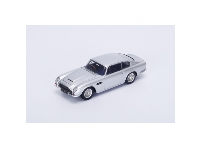 Aston Martin DB6 MK II 1969 (silver)