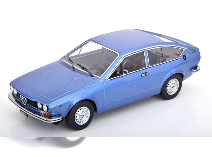 ALFA ROMEO Alfetta GT 1.6 (1976), light blue-metallic