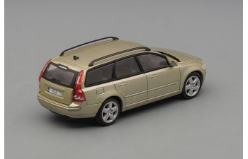 VOLVO V50, gold