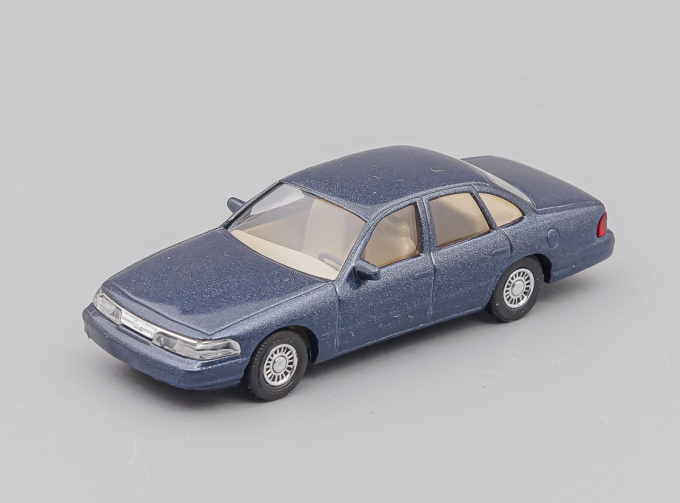 FORD Crown Victoria, darkbluemetallic