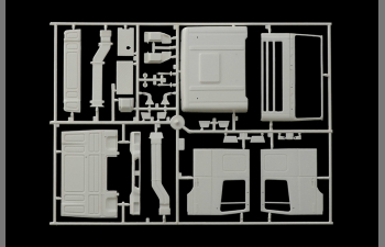 Сборная модель DAF 95 380 Space Cab Tractor Truck 3-assi 1980