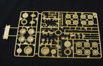 Сборная модель Sd.kfz 6/2 (BN9) 3.7cm Flak36 half-track 5t (Early/Late Production)