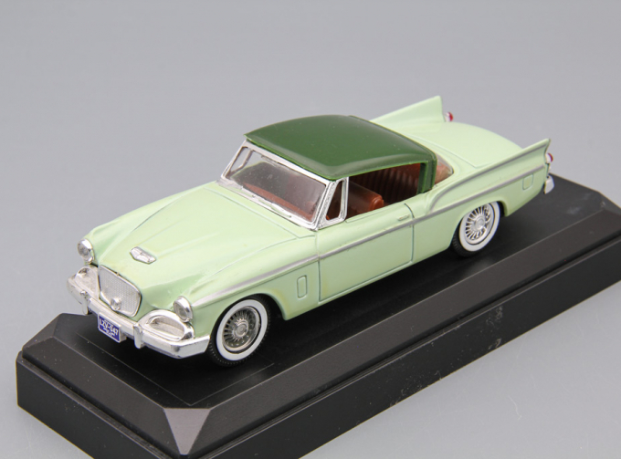 STUDEBAKER Silver Hawk (1957), light green