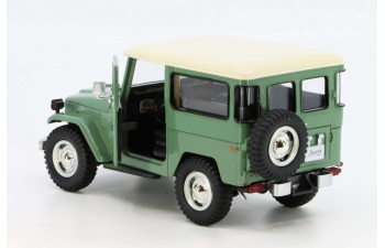 TOYOTA FJ40 Hardtop Land Cruiser (1970) , light green