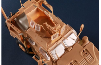 Сборная модель M1278A1 Heavy Guns Carrier modification with the MCTAGS