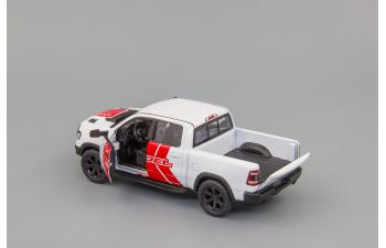 DODGE Ram 1500 REBEL (2019), white