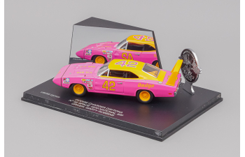 DODGE Charger Daytona (1970) Racing Car, pink / orange