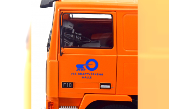 VOLVO F10 (1977), orange/schwarz