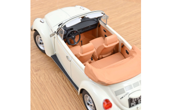 VOLKSWAGEN 1303 Cabriolet (1972), light ivory