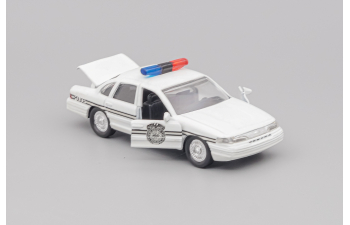FORD Crown Victoria Lancaster Police, white