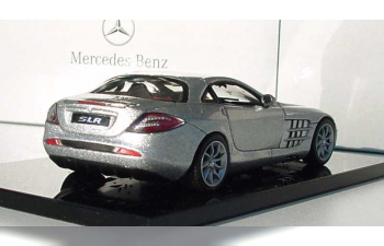 MERCEDES-BENZ SLR McLaren, silver