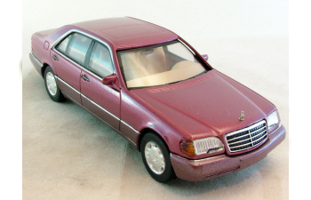 MERCEDES-BENZ 600 SEL, red