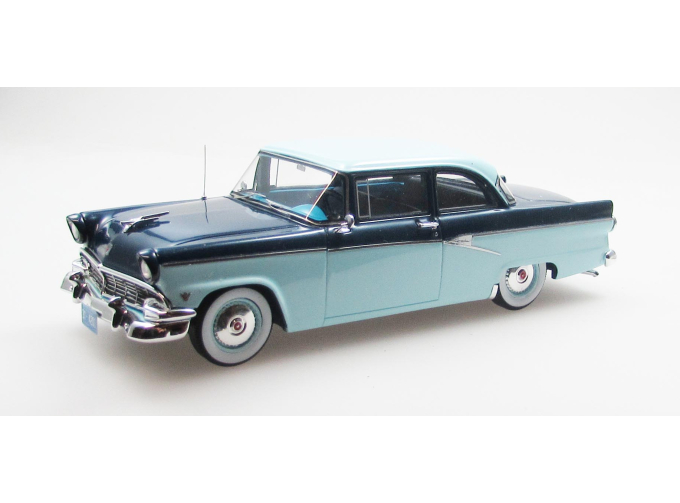 FORD Customline 2х дверный седан (1956)