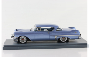 CADILLAC serie 62 hard top Coupe 1957, Blue metallic