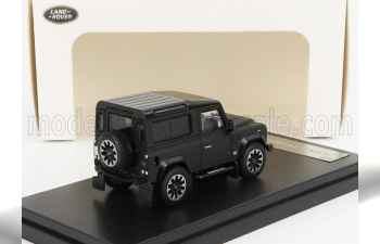 LAND ROVER Defender 90 Works V8 70th Edition 2018, Matt Black