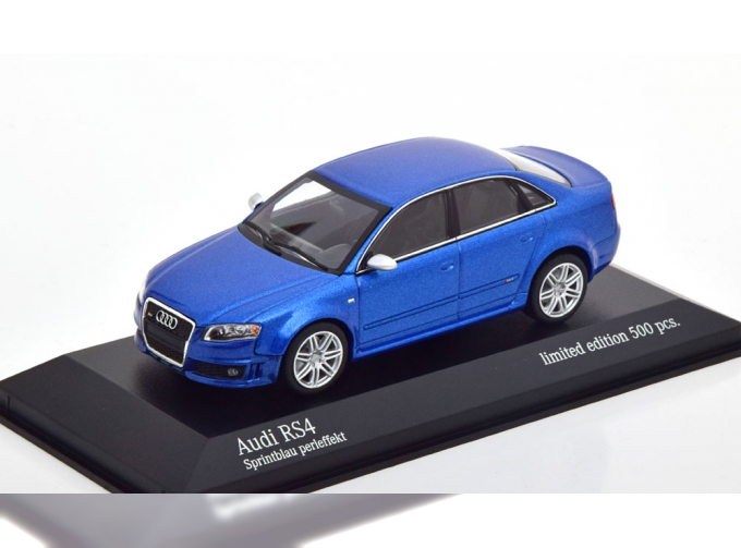 AUDI RS4 Limousine 2004, blue metallic