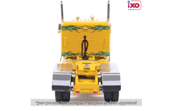 PETERBILT 350 Tractor Truck 3-assi (1952), yellow with green flames