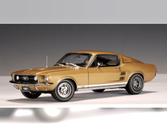 FORD Mustang GT 390 1967, gold