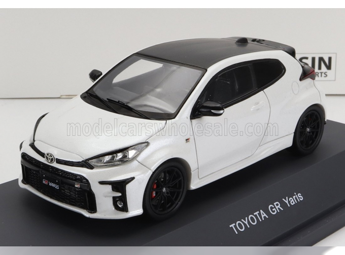 TOYOTA Yaris Gr (2020), white