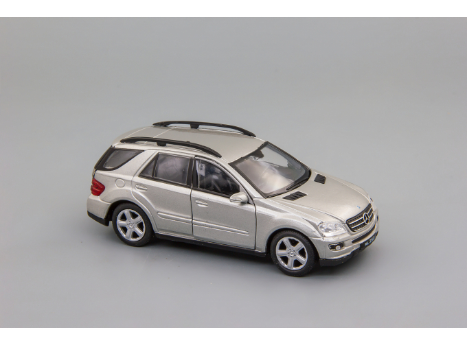 MERCEDES BENZ ML350, silver