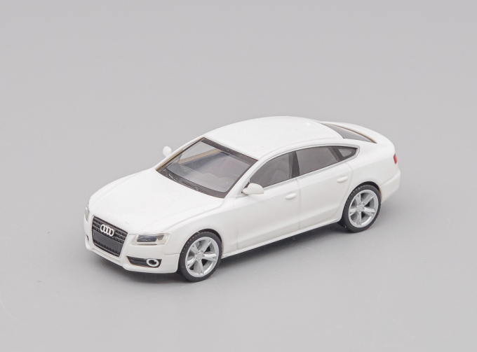 AUDI A5 (8T) Sportback, white