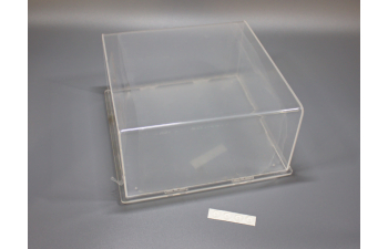 Бокс акриловый 150х150х80