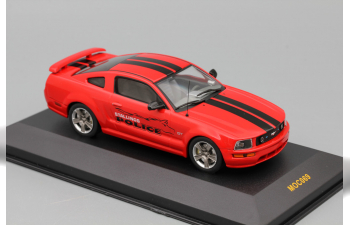 FORD Mustang GT (2005), red