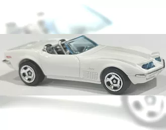 CHEVROLET Stingray Convertible (1972), Classic White