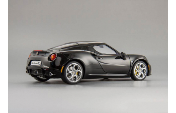 ALFA ROMEO 4C (2013), glossy black