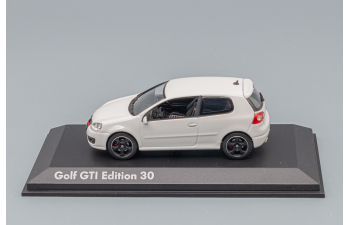 VOLKSWAGEN Golf V GTi Edition 30 years, white