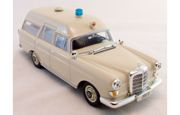 MERCEDES-BENZ 200 D Binz Ambulance (1965), Mercedes-Benz Offizielle Modell-Sammlung 67, beige