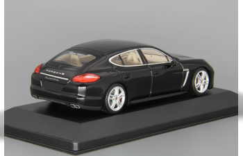 PORSCHE Panamera Turbo (2011), black