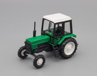 Трактор МТЗ-82, зеленый / черный / белый