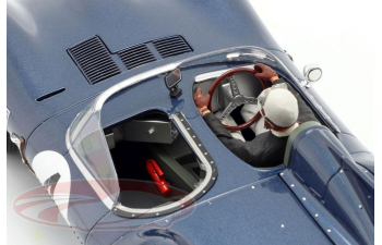 Набор из двух моделей Jaguar D-Type #4 Winner 24h LeMans (1956) + фигурка гонщика