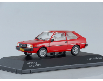 VOLVO 343 3-dr (1976), red
