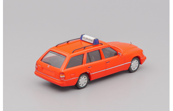 MERCEDES-BENZ W124 E320, red