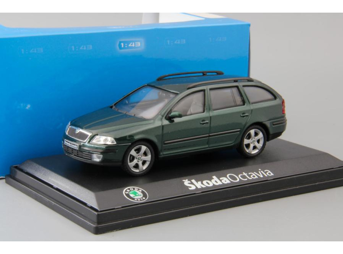 SKODA Octavia Combi (2004), green natur. met.