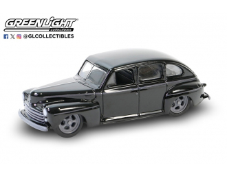 FORD Fordor Super Deluxe Lowrider (1948), black