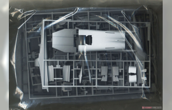 Сборная модель EF-111A Raven 'Electric Fox'