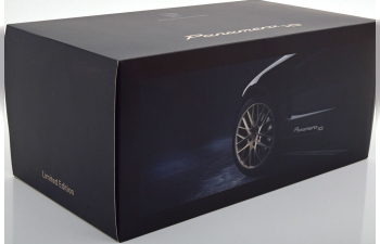 PORSCHE Panamera 10 years Edition with roof box, black-metallic