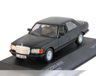 MERCEDES-BENZ 500 SE W126 (1979), metallic black